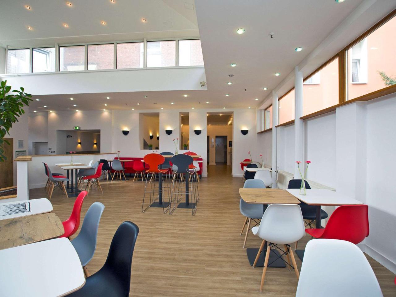 Ibis Berlin City Sued Екстер'єр фото